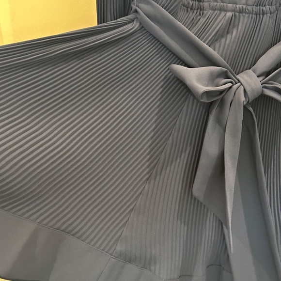 Navy Blue Ribbed Dress - Picture 3 of 9